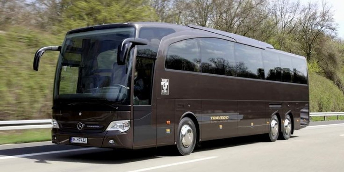 Stress-Free Journeys: Why Choose Professional Airport Transfers from Gatwick to London