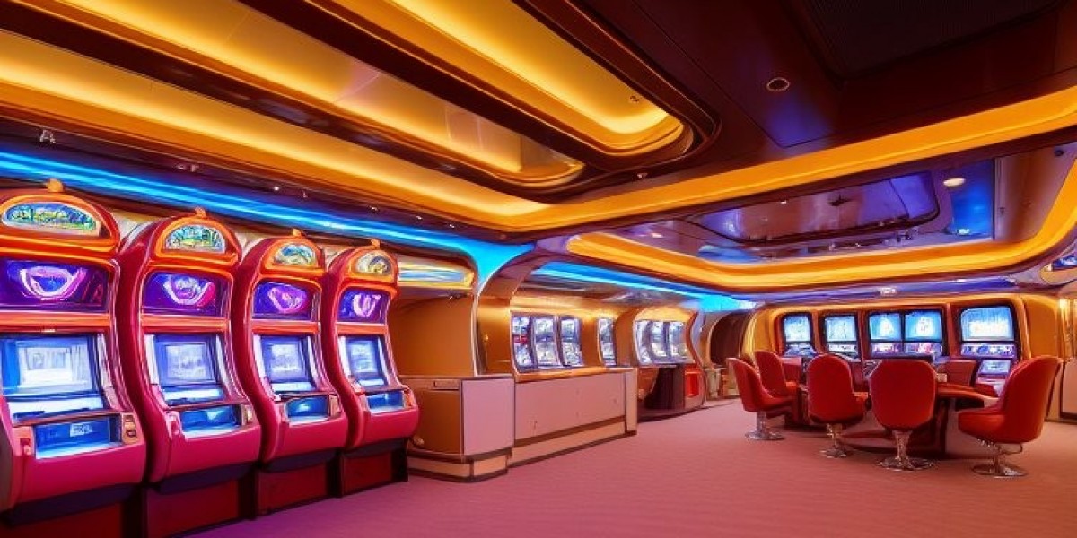 Exciting RoyalReels Casino Crash Games