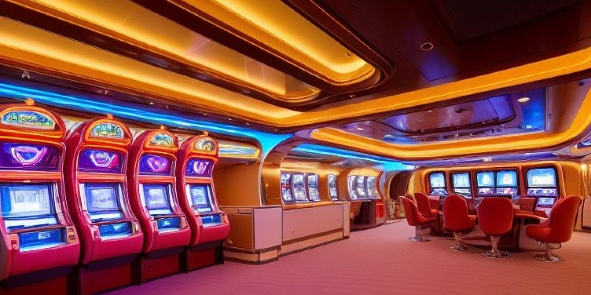 Exciting RoyalReels Casino Crash Games